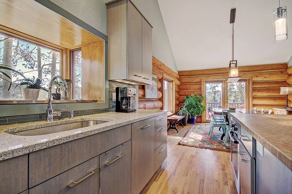 Additional view of well-equipped kitchen into the dining area - 10 Southface - Breckenridge Vacation Rental Additional view of well-equipped kitchen into the dining area - 10 Southface - Breckenridge Vacation Rental