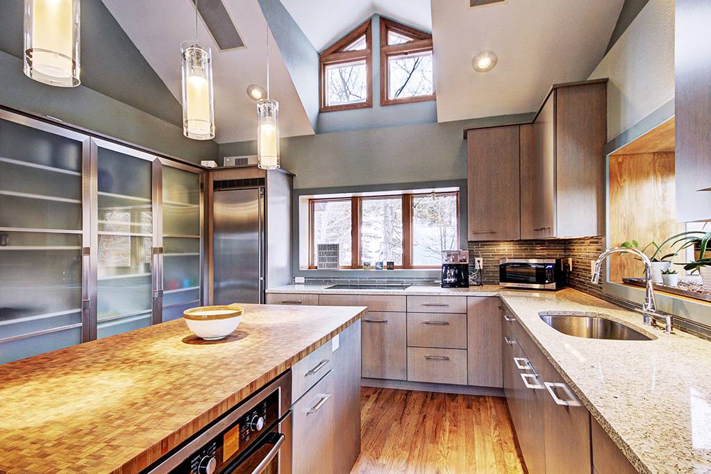 Small appliances include a 12 cup coffee maker, toaster and slow cooker - 10 Southface -Breckenridge Vacation Rental Small appliances include a 12 cup coffee maker, toaster and slow cooker - 10 Southface -Breckenridge Vacation Rental