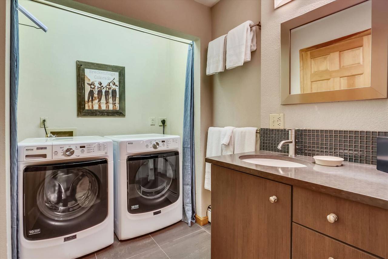 Lower level laundry with front load washer & dryer - 10 Southface Breckenridge Vacation Rental Lower level laundry with front load washer & dryer - 10 Southface Breckenridge Vacation Rental