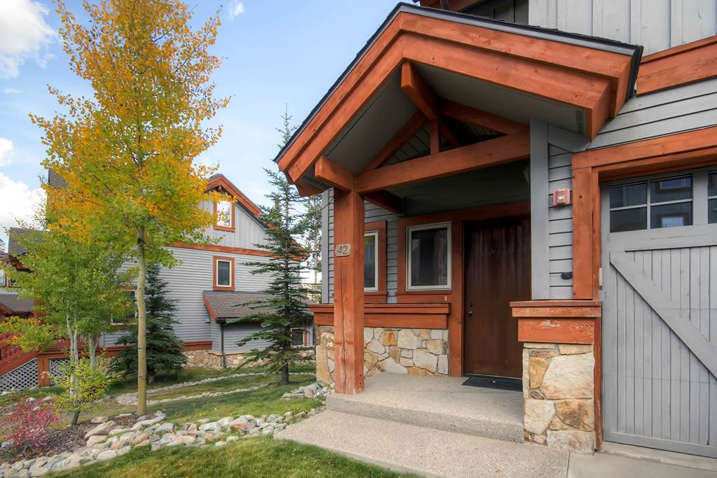 Exterior entryway view - Amber Sky Breckenridge Vacation Rental Exterior entryway view - Amber Sky Breckenridge Vacation Rental