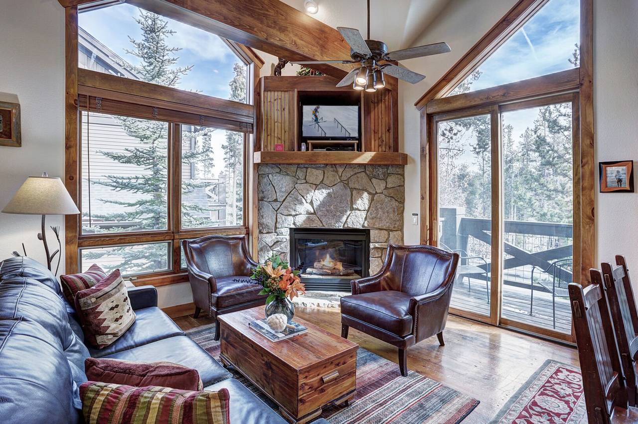 These gorgeous large windows bring a lot of natural light into the living area - Amber Sky Breckenridge Vacation Rental These gorgeous large windows bring a lot of natural light into the living area - Amber Sky Breckenridge Vacation Rental