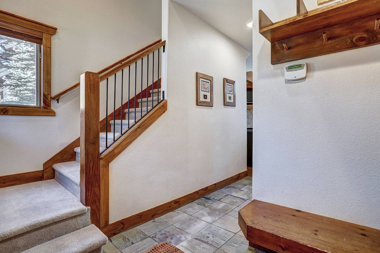Store your shoes and winter gear in the entryway coat closet and bench storage - Amber Sky Breckenridge Vacation Rental Store your shoes and winter gear in the entryway coat closet and bench storage - Amber Sky Breckenridge Vacation Rental