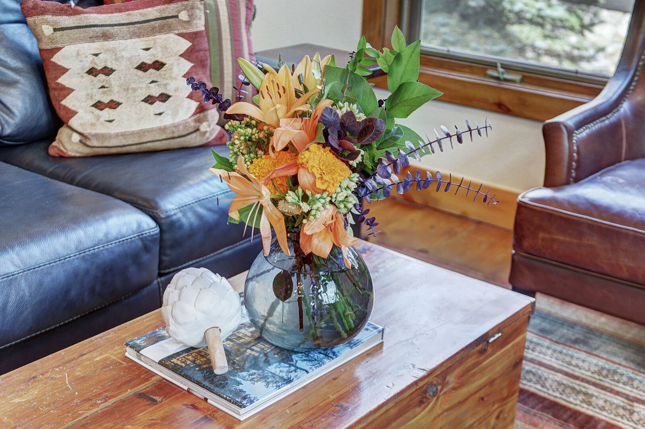 Enjoy this cozy mountain home decor - Amber Sky Breckenridge Vacation Rental Enjoy this cozy mountain home decor - Amber Sky Breckenridge Vacation Rental