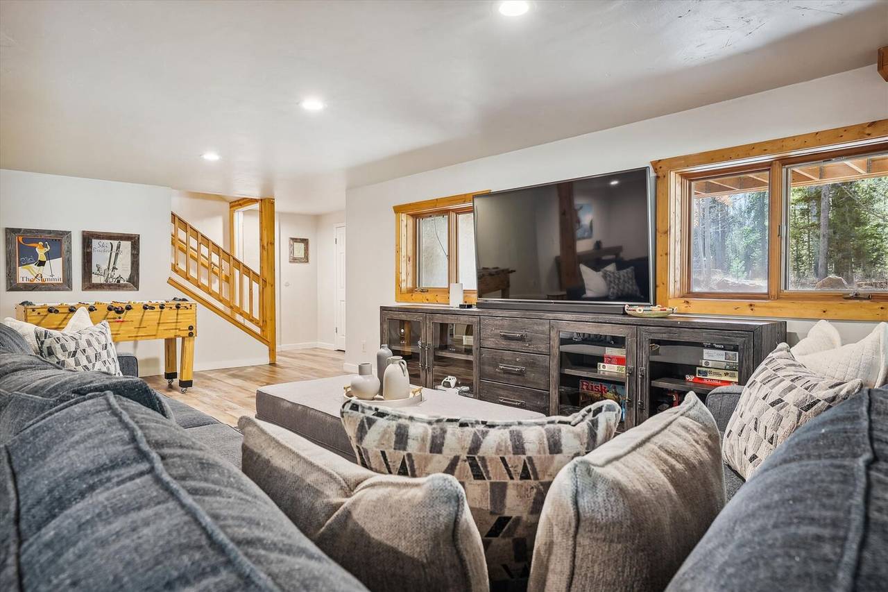 Media Room/Game Room, American Way Chalet, Breckenridge Vacation Rental Media Room/Game Room, American Way Chalet, Breckenridge Vacation Rental