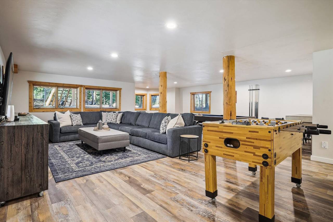 Media Room/Game Room, American Way Chalet, Breckenridge Vacation Rental Media Room/Game Room, American Way Chalet, Breckenridge Vacation Rental
