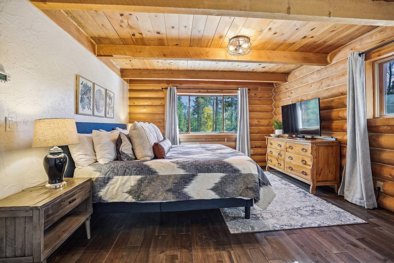 Bedroom, American Way Chalet, Breckenridge Vacation Rental Bedroom, American Way Chalet, Breckenridge Vacation Rental