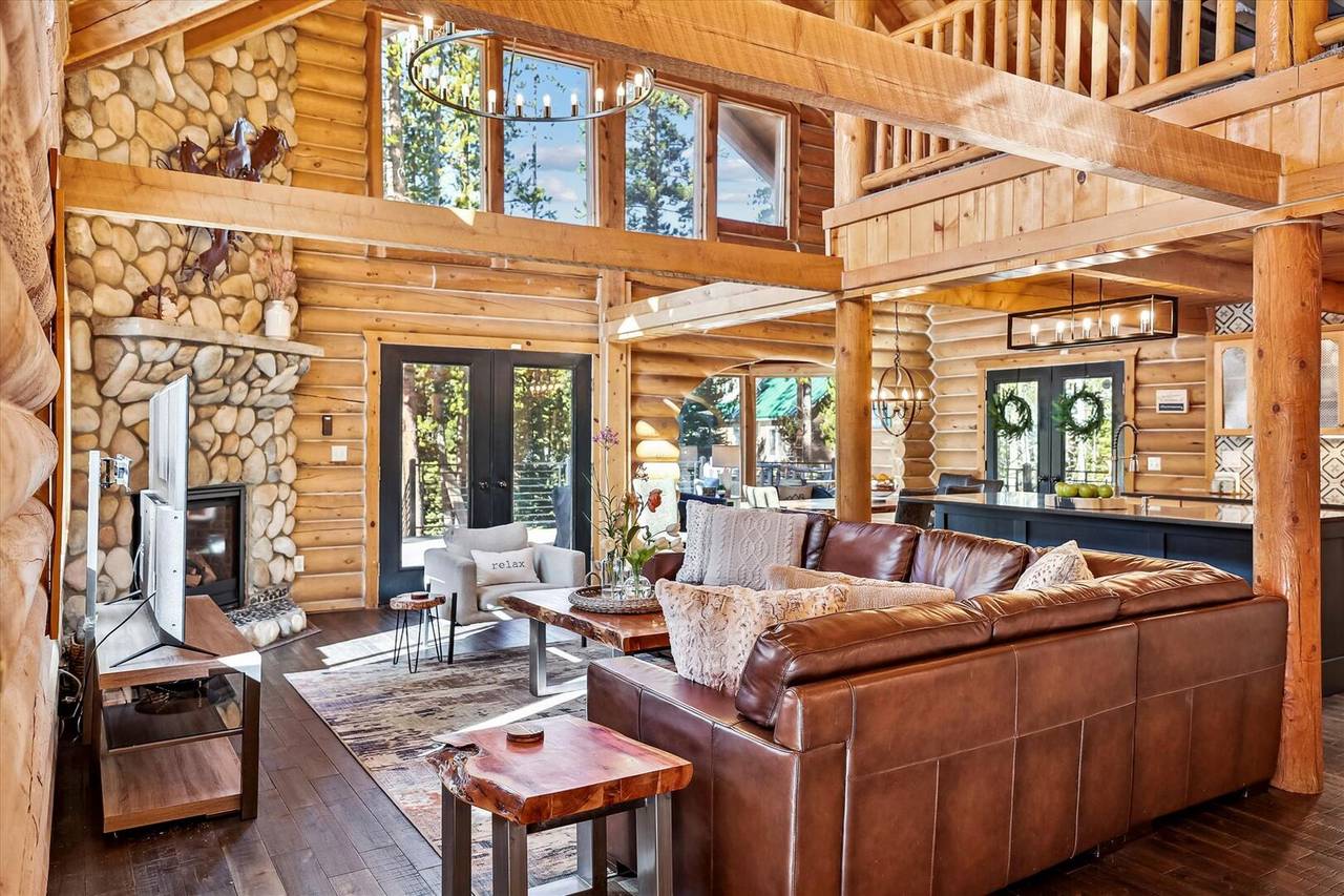 Living Area, American Way Chalet, Breckenridge Vacation Rental Living Area, American Way Chalet, Breckenridge Vacation Rental