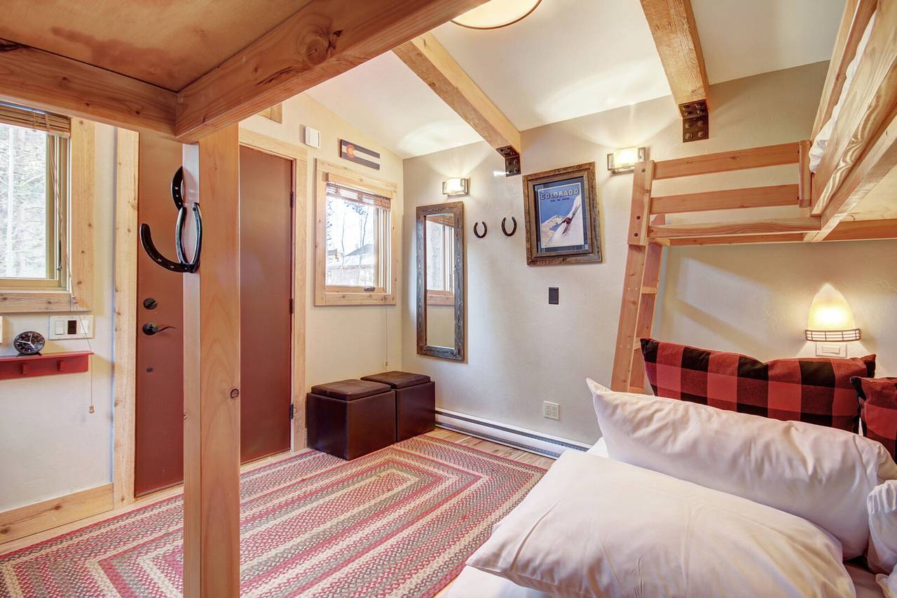 Bungalow bunk room with Twin over Queen bunks and Twin size sleeper chair - Arrow Darrow Breckenridge Vacation Rental Bungalow bunk room with Twin over Queen bunks and Twin size sleeper chair - Arrow Darrow Breckenridge Vacation Rental