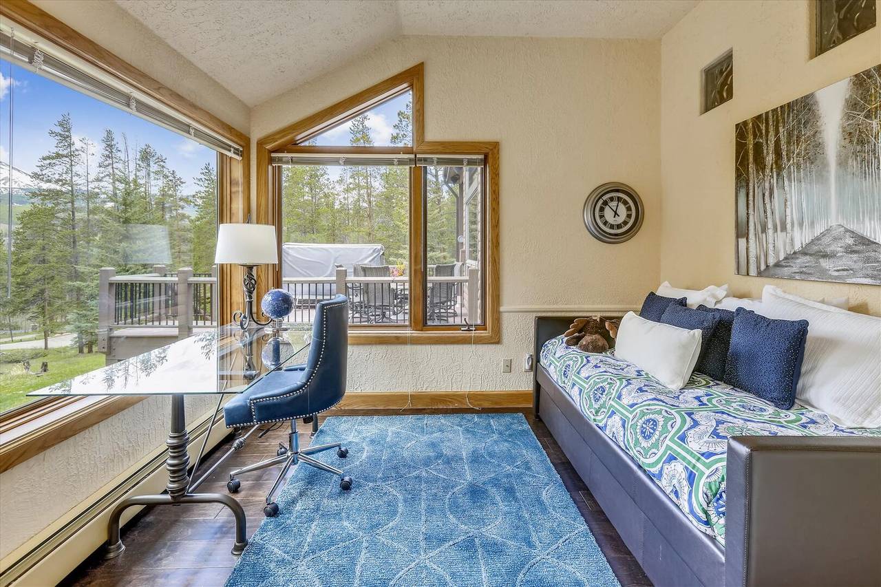 Bedroom - Evergreen Lodge - Breckenridge Vacation Rental Bedroom - Evergreen Lodge - Breckenridge Vacation Rental