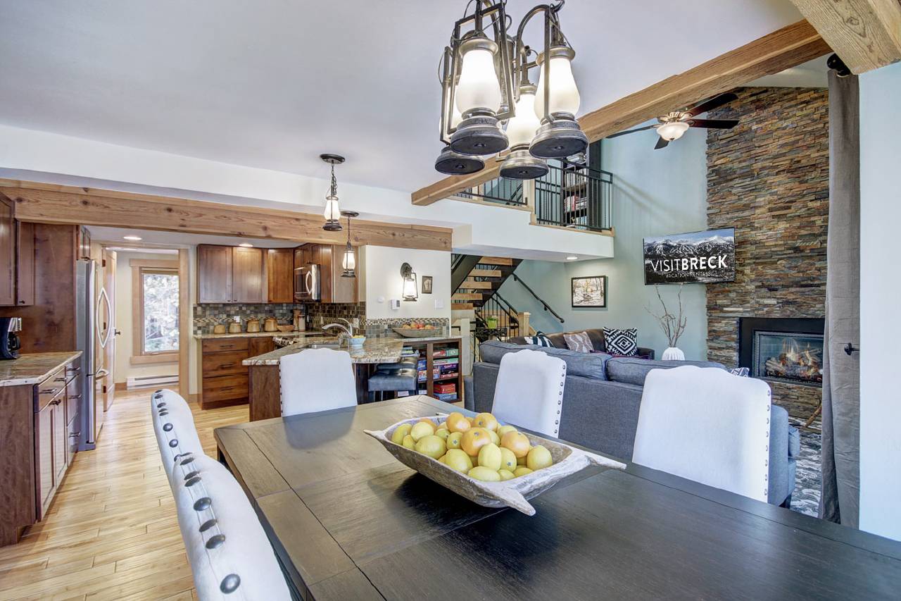 Seating for 10 at the dining room table - 4 O'Clock Lodge D26 Breckenridge Vacation Rental Seating for 10 at the dining room table - 4 O'Clock Lodge D26 Breckenridge Vacation Rental