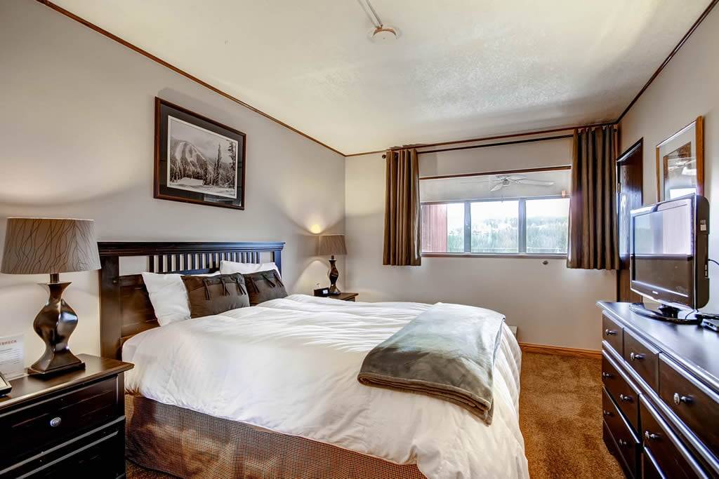 Bedroom - Beaver Run Peak 9 Penthouse - Breckenridge Vacation Rental Bedroom - Beaver Run Peak 9 Penthouse - Breckenridge Vacation Rental