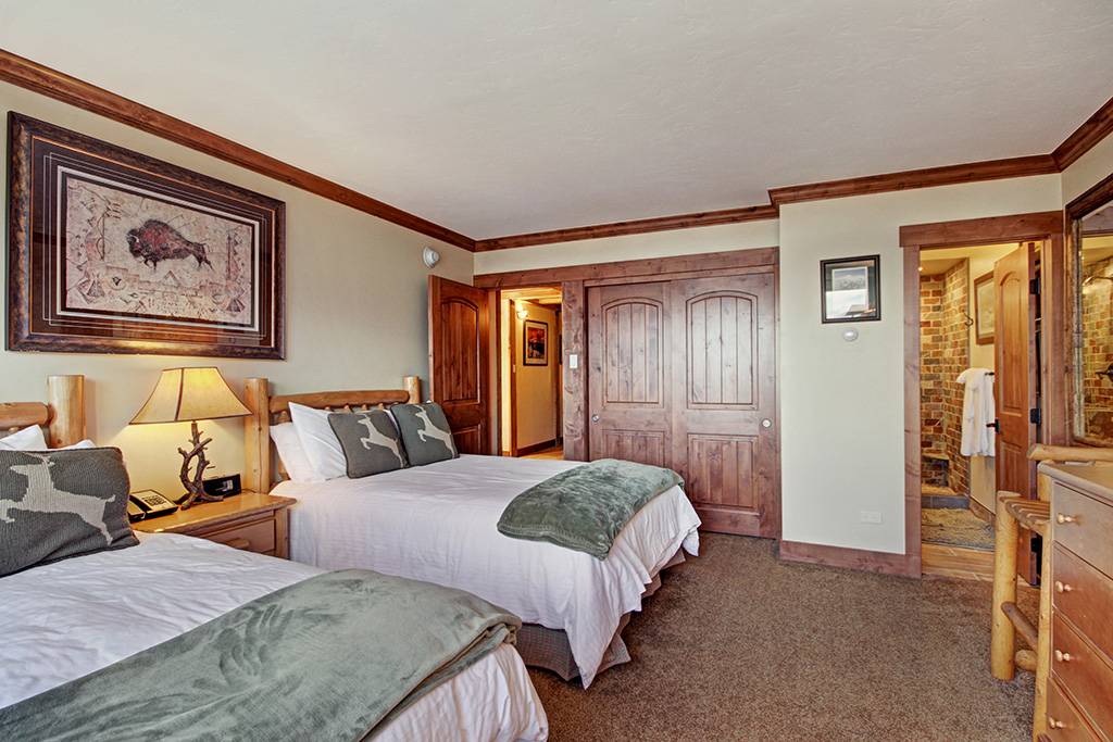 Bedroom - Beaver Run Peak 9 Penthouse - Breckenridge Vacation Rental Bedroom - Beaver Run Peak 9 Penthouse - Breckenridge Vacation Rental