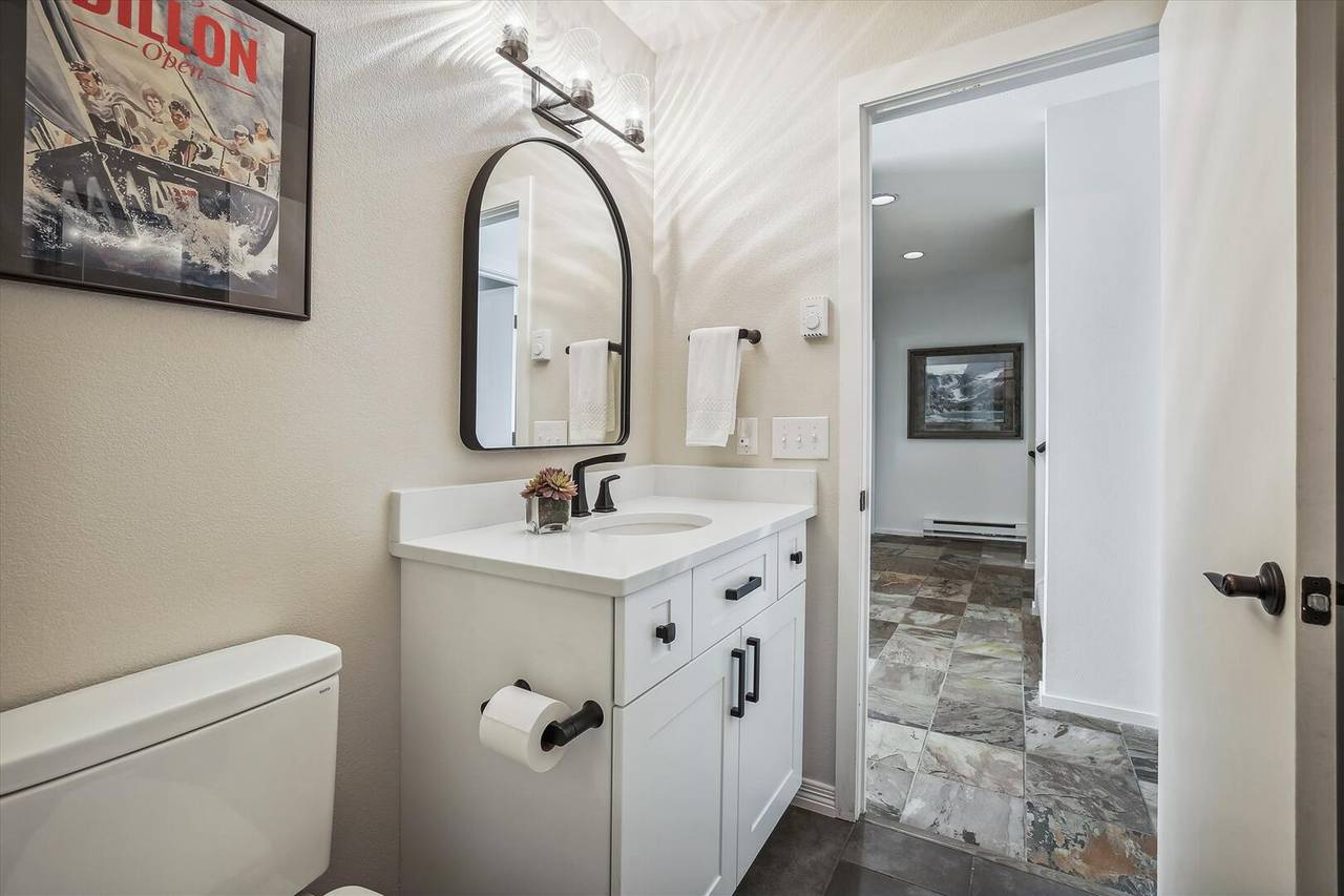 Bathroom - Bella Vista - Dillon Vacation Rental Bathroom - Bella Vista - Dillon Vacation Rental