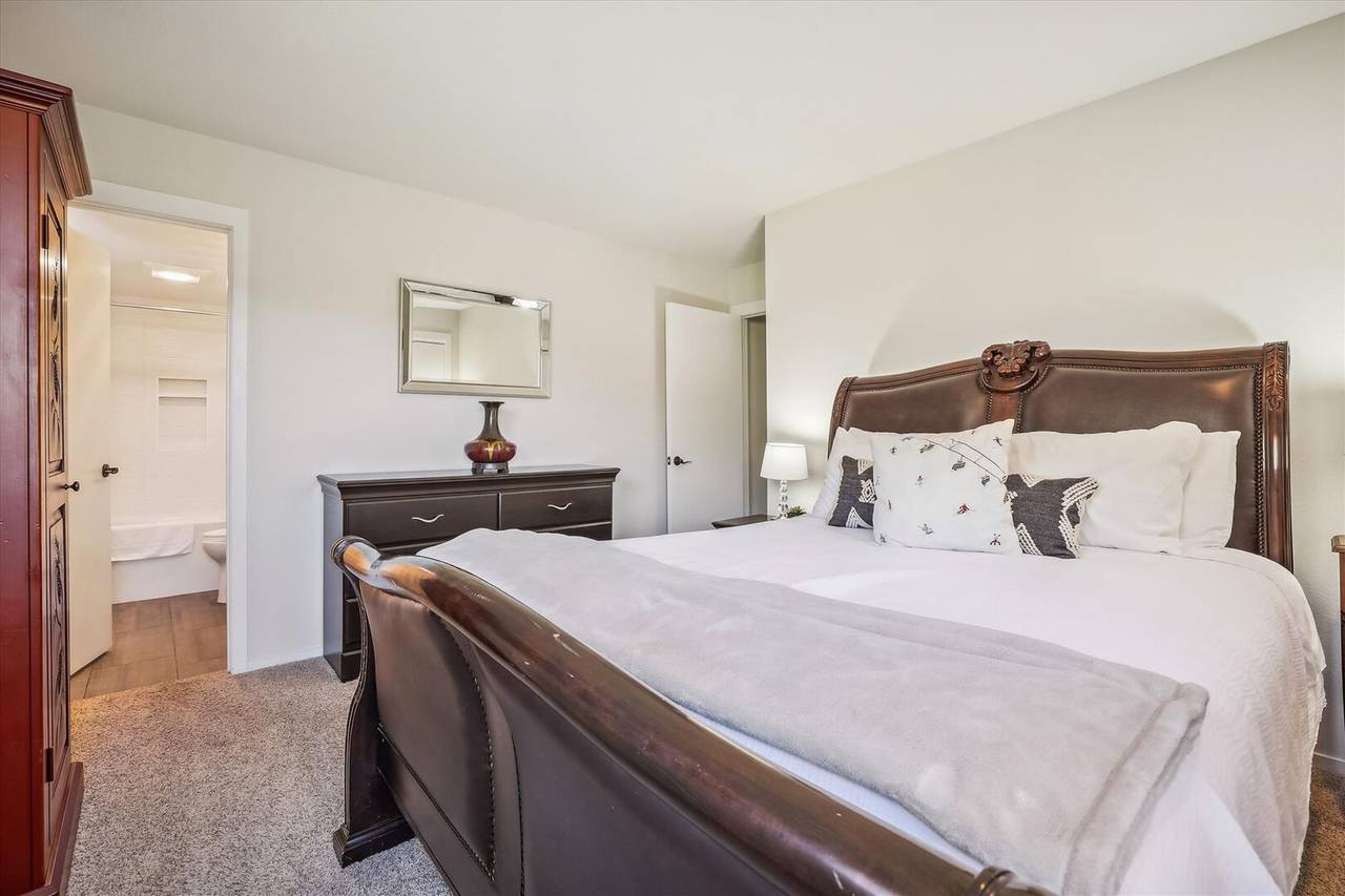 Bedroom - Bella Vista - Dillon Vacation Rental Bedroom - Bella Vista - Dillon Vacation Rental