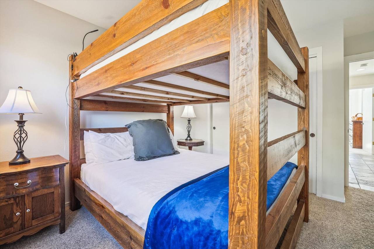 Bedroom - Bella Vista - Dillon Vacation Rental Bedroom - Bella Vista - Dillon Vacation Rental