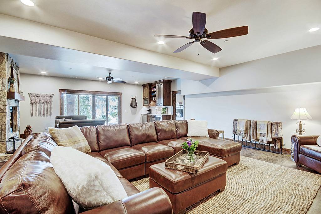 Living Area - Breck Escape - Breckenridge Vacation Rental Living Area - Breck Escape - Breckenridge Vacation Rental