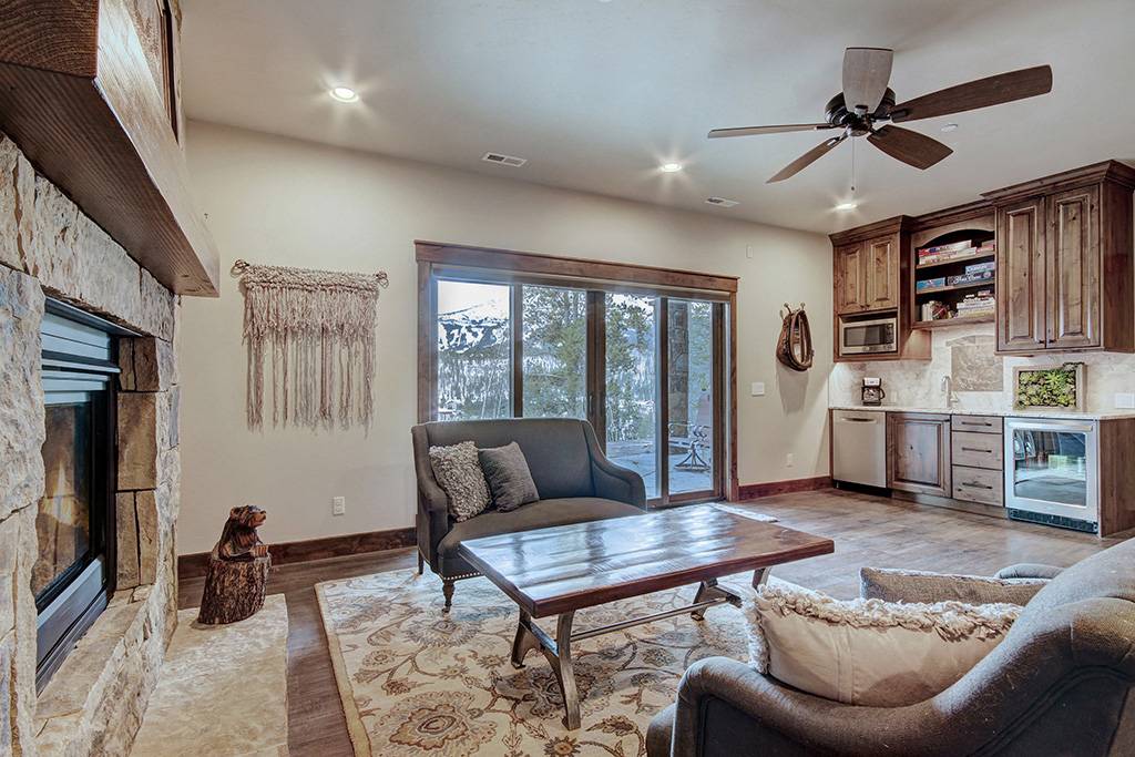 Living Area - Breck Escape - Breckenridge Vacation Rental Living Area - Breck Escape - Breckenridge Vacation Rental