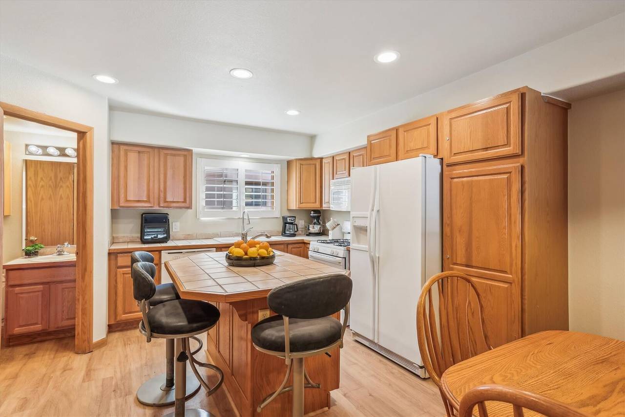 Kitchen, Cedars 24, Breckenridge Vacation Rental Kitchen, Cedars 24, Breckenridge Vacation Rental