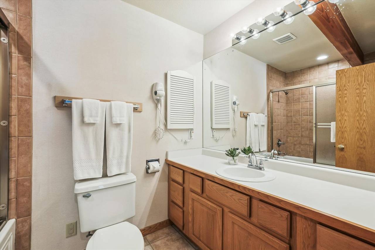 Bathroom, Cedars 24, Breckenridge Vacation Rental Bathroom, Cedars 24, Breckenridge Vacation Rental