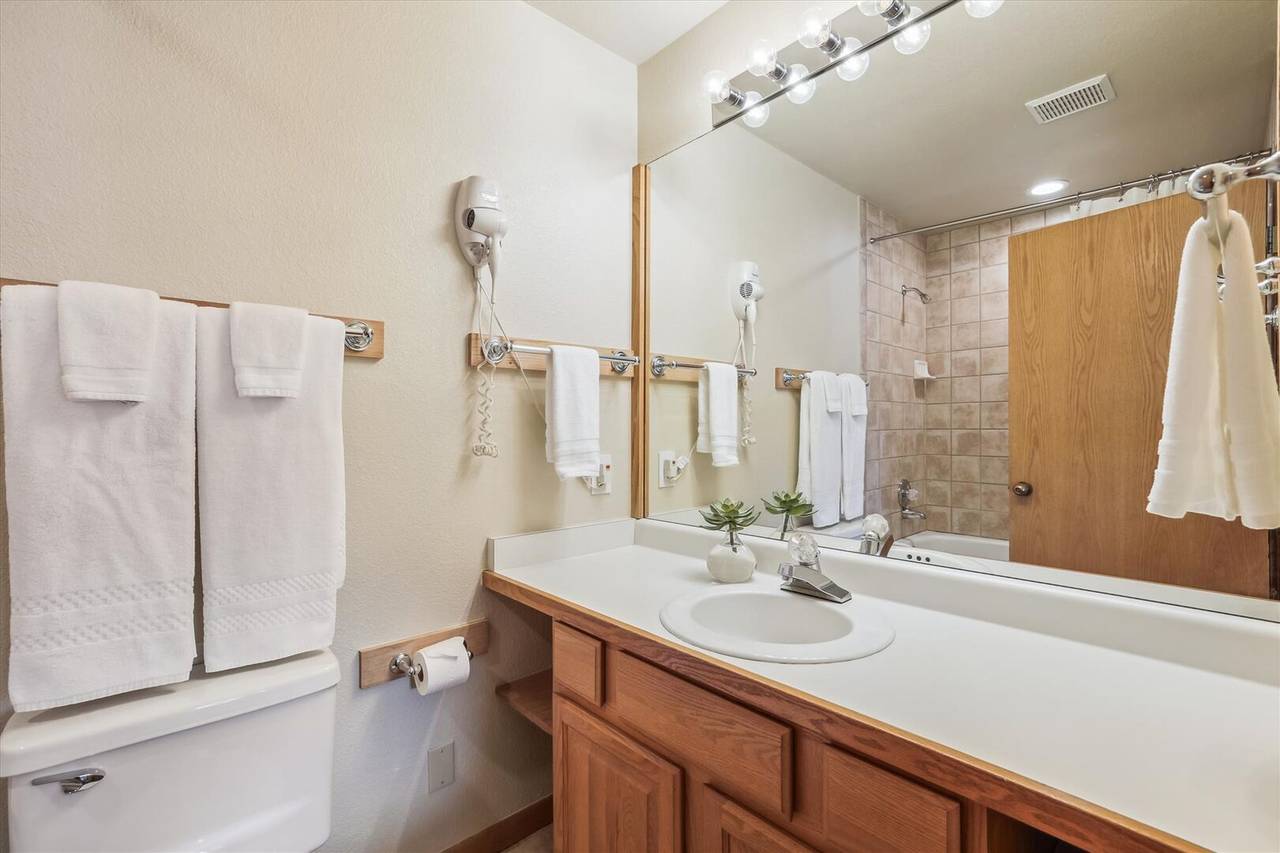 Bathroom, Cedars 24, Breckenridge Vacation Rental Bathroom, Cedars 24, Breckenridge Vacation Rental