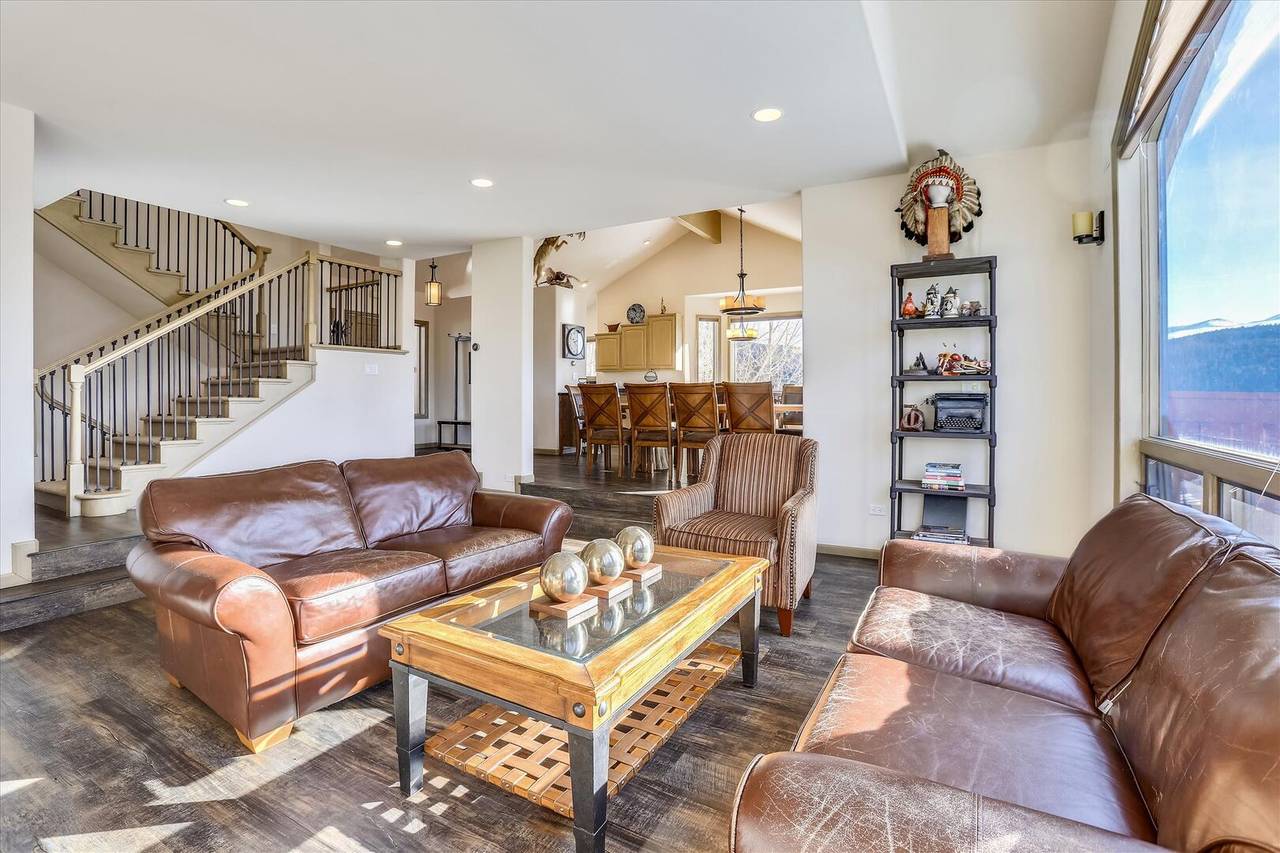 Living Area - Charter Ridge 10 - Breckenridge Vacation Rental Living Area - Charter Ridge 10 - Breckenridge Vacation Rental