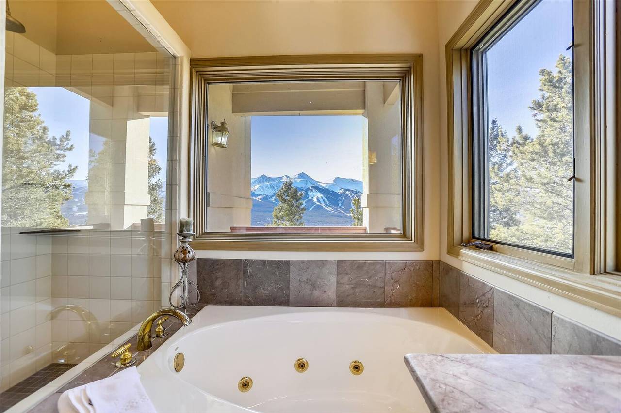 Bathroom - Charter Ridge 10 - Breckenridge Vacation Rental Bathroom - Charter Ridge 10 - Breckenridge Vacation Rental