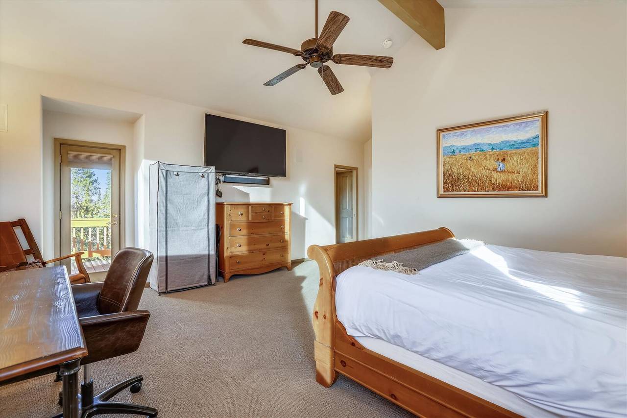 Bedroom - Charter Ridge 10 - Breckenridge Vacation Rental Bedroom - Charter Ridge 10 - Breckenridge Vacation Rental