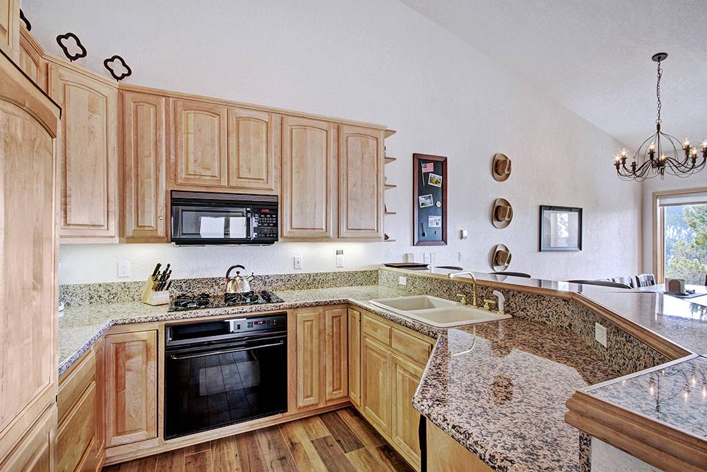 Kitchen - Charter Ridge 60 Breckenridge Vacation Rental Kitchen - Charter Ridge 60 Breckenridge Vacation Rental