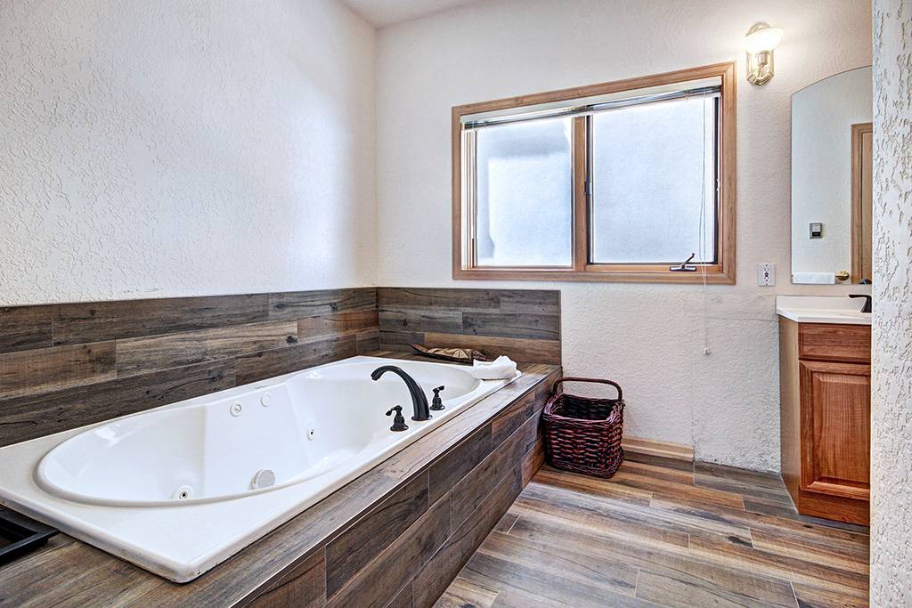 Bathroom - Charter Ridge 60 Breckenridge Vacation Rental Bathroom - Charter Ridge 60 Breckenridge Vacation Rental