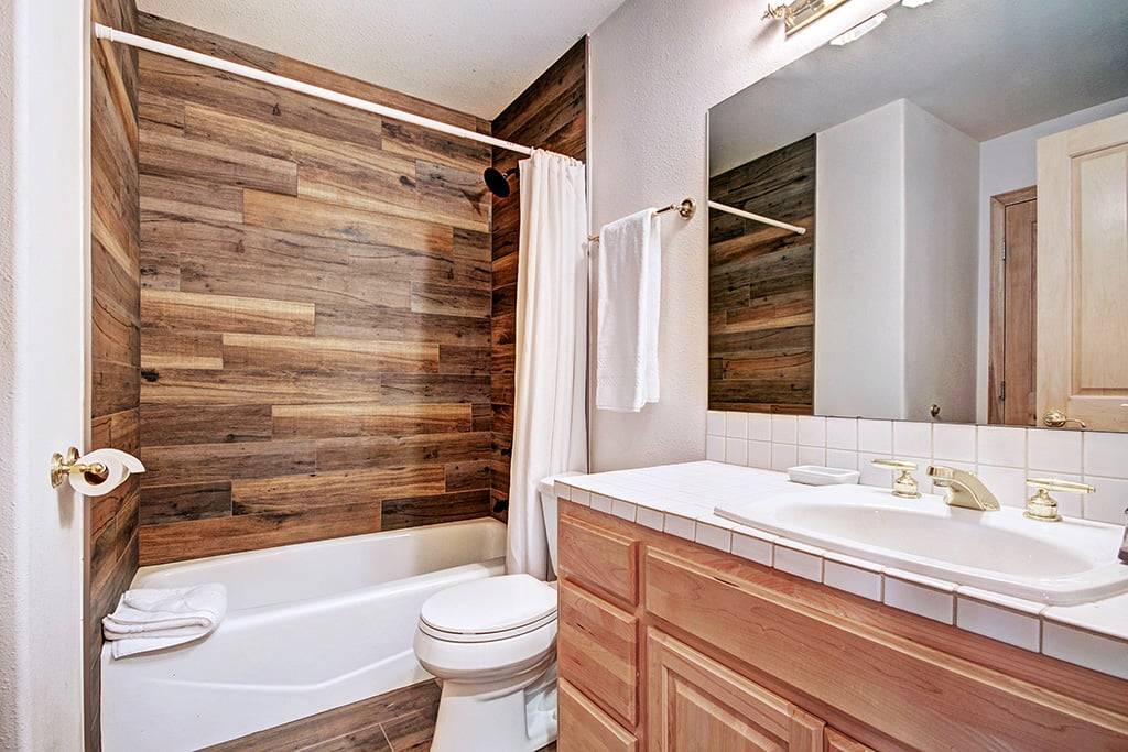 Bathroom - Charter Ridge 60 Breckenridge Vacation Rental Bathroom - Charter Ridge 60 Breckenridge Vacation Rental