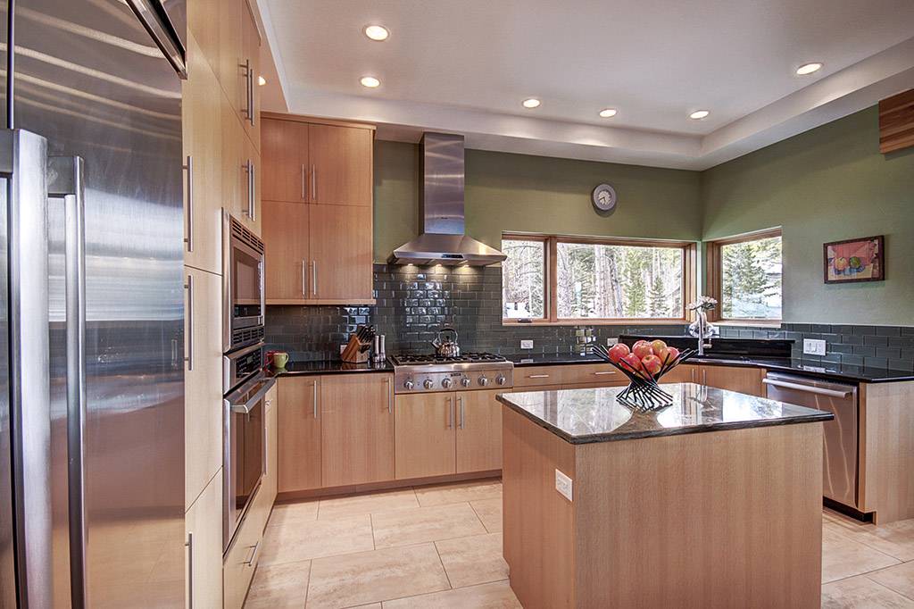 Kitchen - Cloud Cabin - Breckenridge Vacation Rental Kitchen - Cloud Cabin - Breckenridge Vacation Rental
