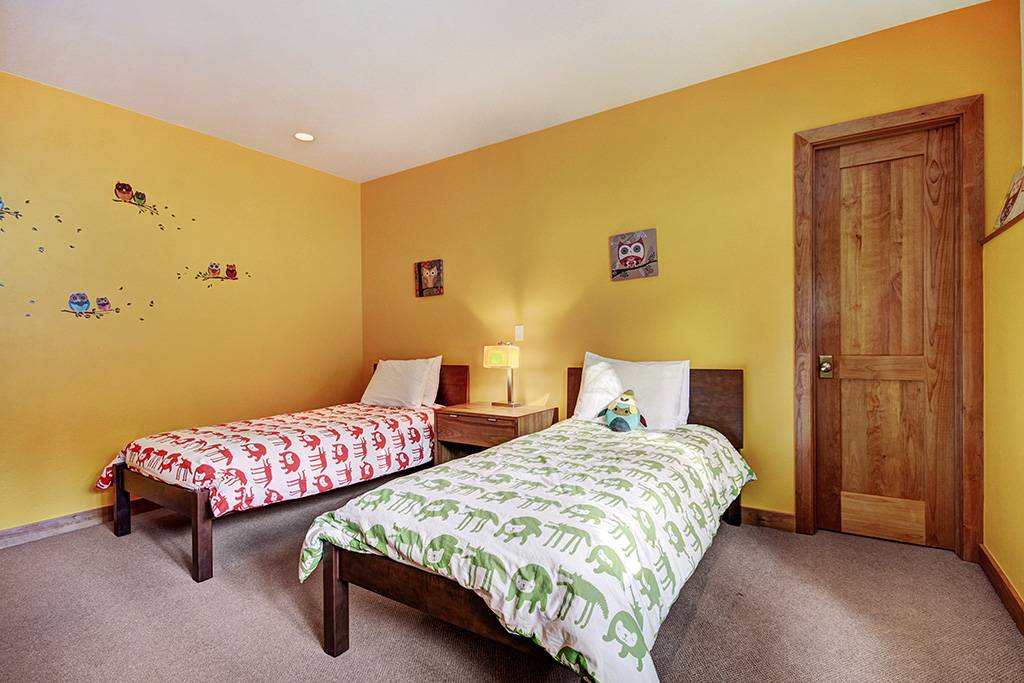 Bedroom - Cloud Cabin - Breckenridge Vacation Rental Bedroom - Cloud Cabin - Breckenridge Vacation Rental