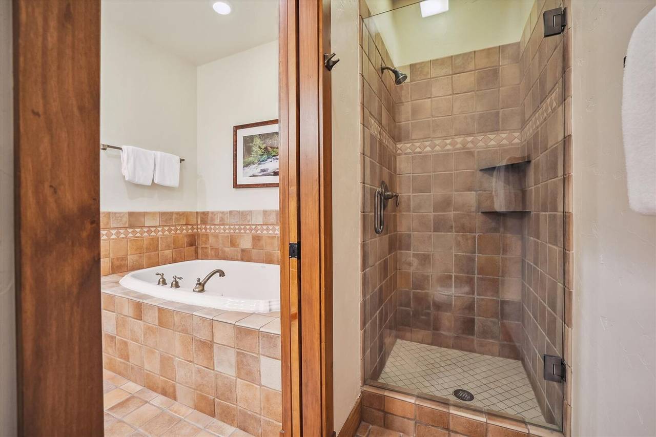 Bathroom - Cucumber Patch 60 - Breckenridge Vacation Rental Bathroom - Cucumber Patch 60 - Breckenridge Vacation Rental