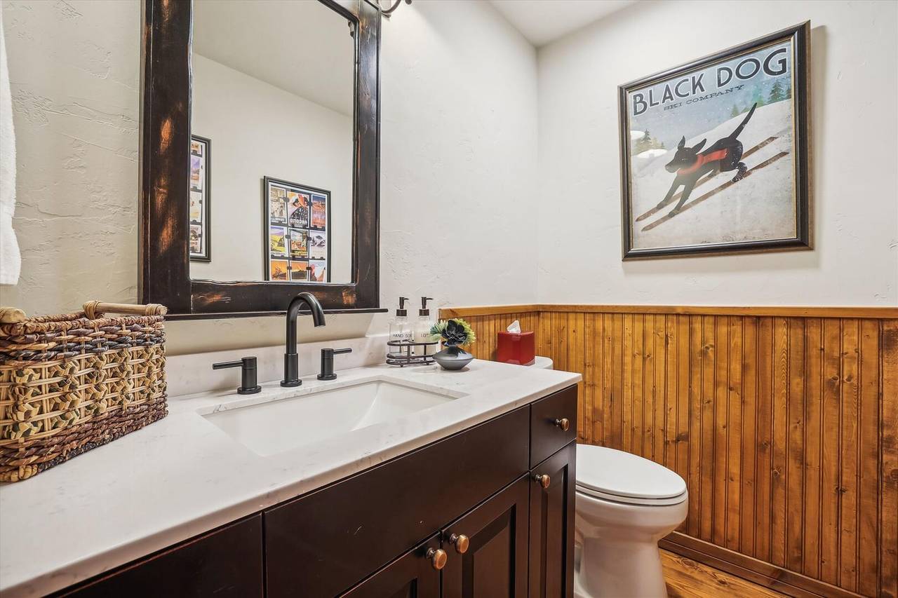 Bathroom - Cucumber Patch 60 - Breckenridge Vacation Rental Bathroom - Cucumber Patch 60 - Breckenridge Vacation Rental