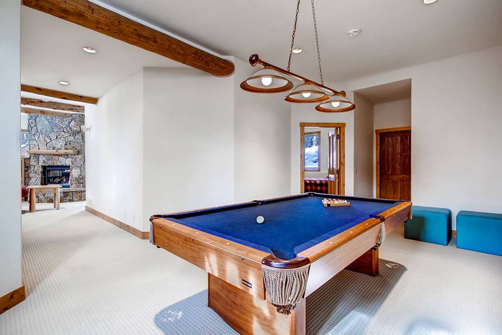 Pool Table - Dunkin Hill Lodge - Breckenridge Vacation Rental Pool Table - Dunkin Hill Lodge - Breckenridge Vacation Rental