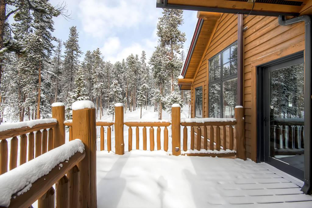 Deck - Dunkin Hill Lodge - Breckenridge Vacation Rental Deck - Dunkin Hill Lodge - Breckenridge Vacation Rental