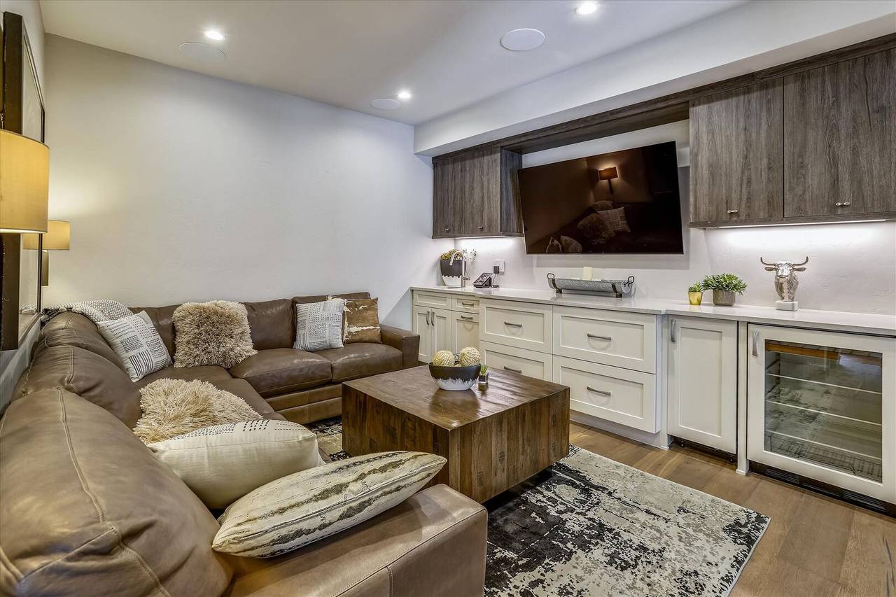 Living Area - Falcon Haus - Breckenridge Vacation Rental Living Area - Falcon Haus - Breckenridge Vacation Rental