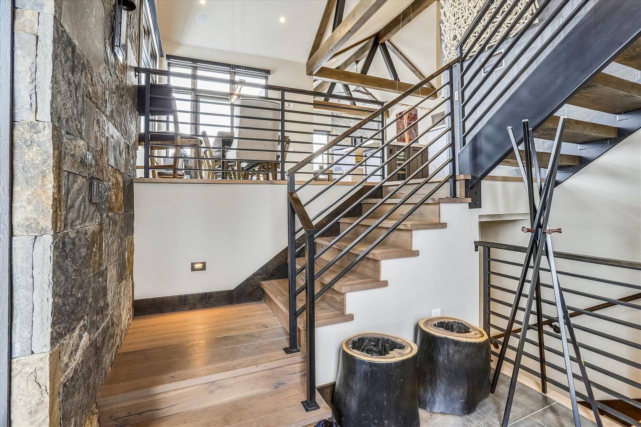 Entry - Falcon Haus - Breckenridge Vacation Rental Entry - Falcon Haus - Breckenridge Vacation Rental