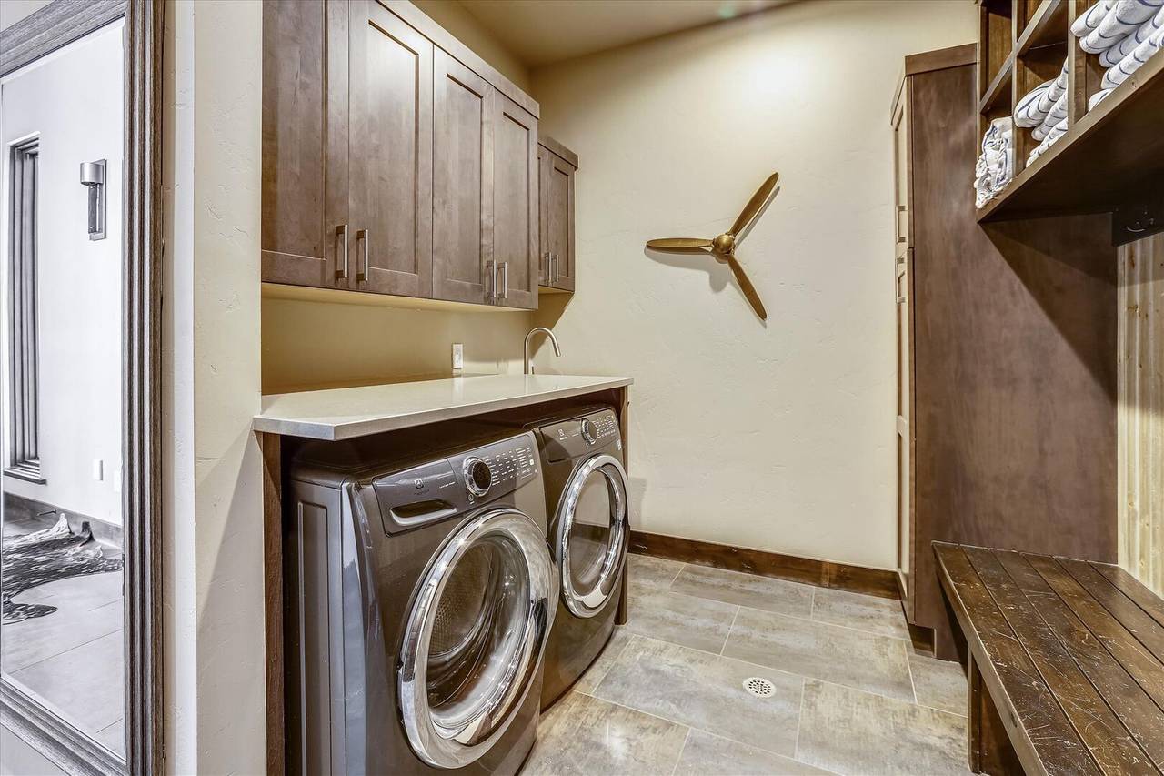 Laundry - Falcon Haus - Breckenridge Vacation Rental Laundry - Falcon Haus - Breckenridge Vacation Rental