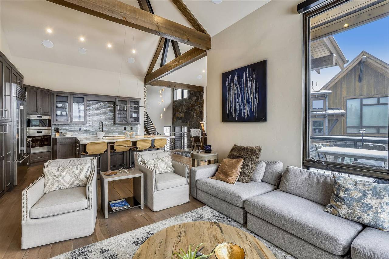 Living Area - Falcon Haus - Breckenridge Vacation Rental Living Area - Falcon Haus - Breckenridge Vacation Rental