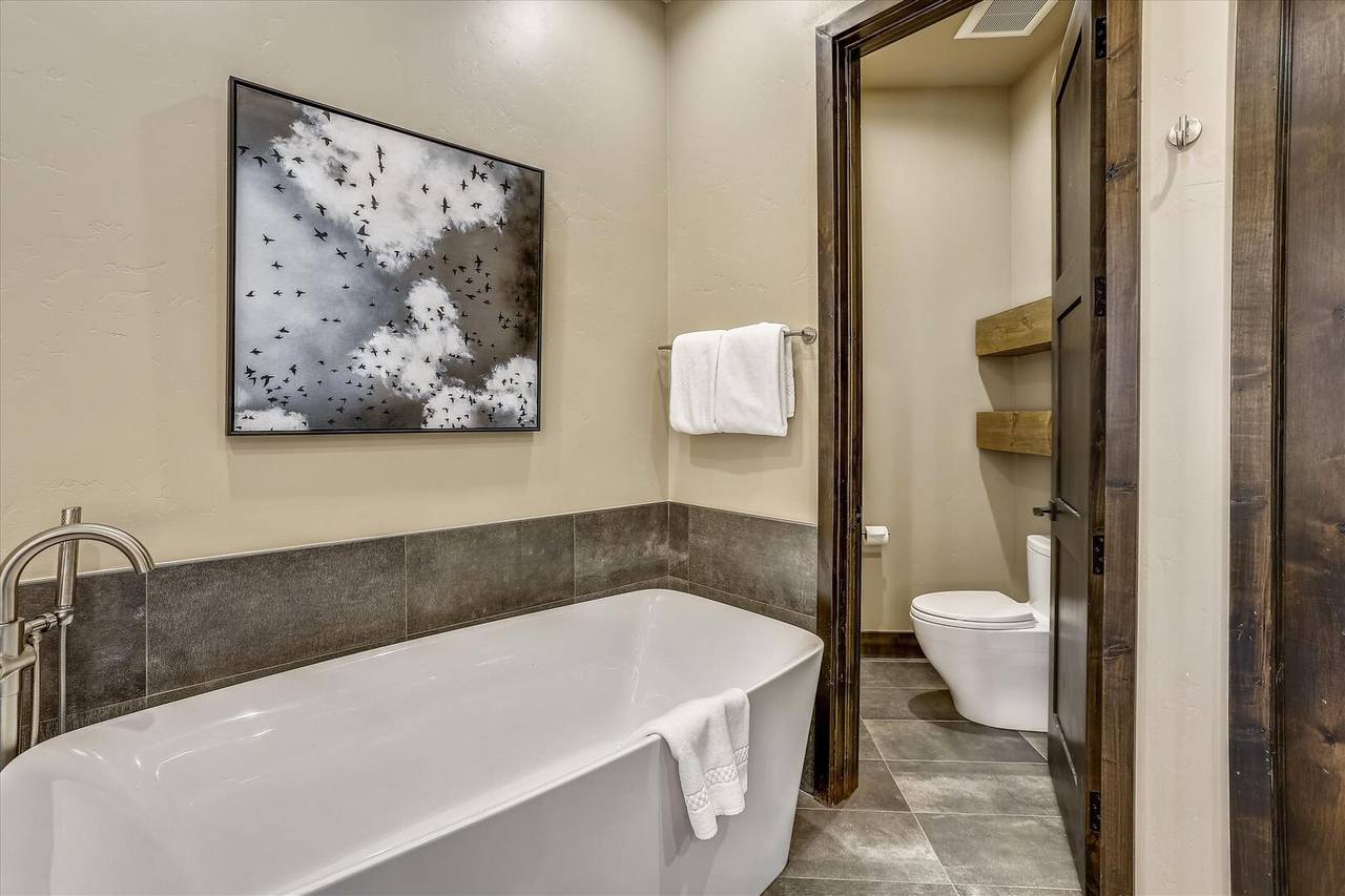 Bathroom - Falcon Haus - Breckenridge Vacation Rental Bathroom - Falcon Haus - Breckenridge Vacation Rental