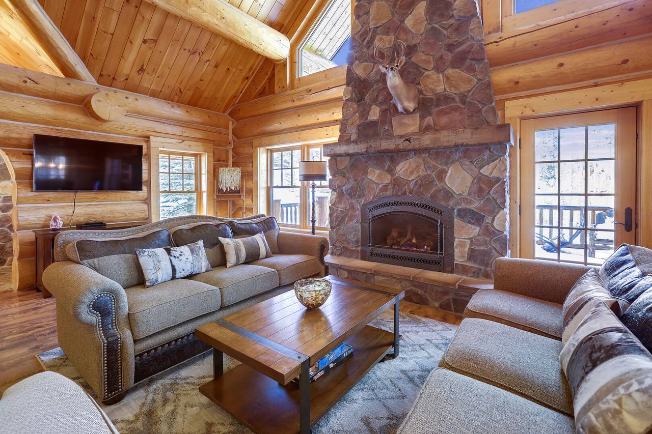 Living Area - Fireside Retreat - Breckenridge Vacation Rental Living Area - Fireside Retreat - Breckenridge Vacation Rental