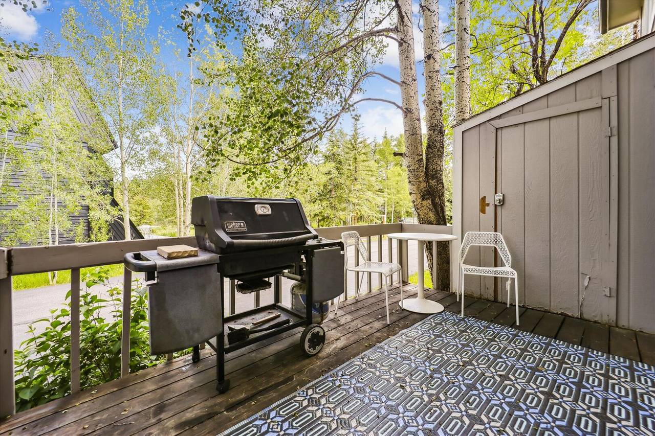 Deck - Frisco Creekside Retreat - Frisco Vacation Rental Deck - Frisco Creekside Retreat - Frisco Vacation Rental