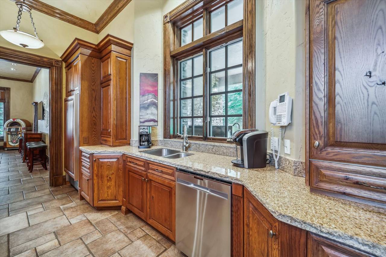 Kitchen - Gold King Retreat - Breckenridge Vacation Rental Kitchen - Gold King Retreat - Breckenridge Vacation Rental