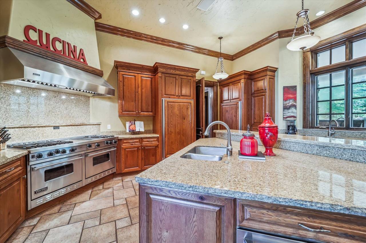 Kitchen - Gold King Retreat - Breckenridge Vacation Rental Kitchen - Gold King Retreat - Breckenridge Vacation Rental