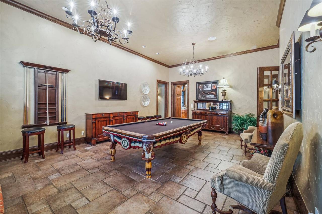 Pool Table - Gold King Retreat - Breckenridge Vacation Rental Pool Table - Gold King Retreat - Breckenridge Vacation Rental