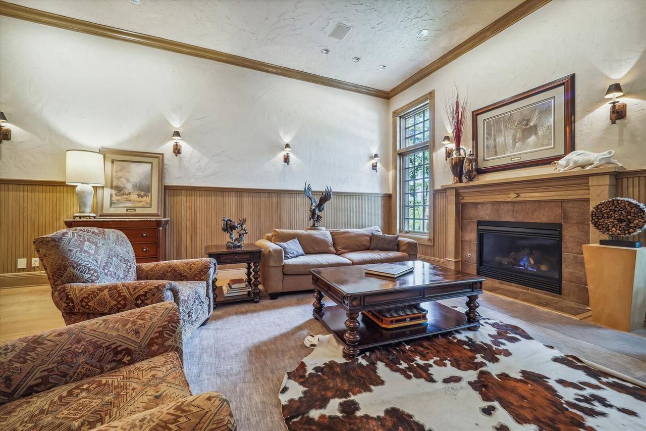 Living Area - Gold King Retreat - Breckenridge Vacation Rental Living Area - Gold King Retreat - Breckenridge Vacation Rental