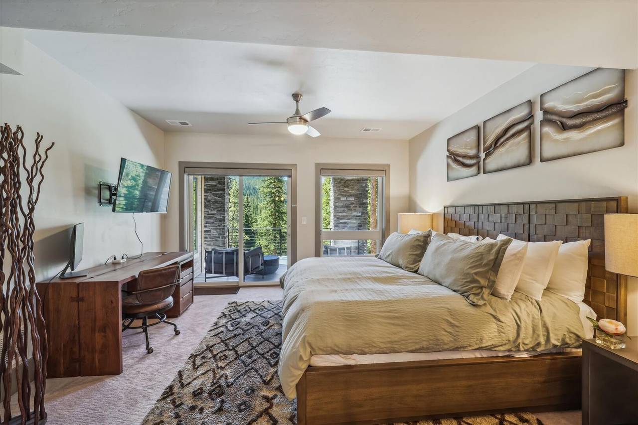 Bedroom - Golden Fox House - Breckenridge Vacation Rental Bedroom - Golden Fox House - Breckenridge Vacation Rental