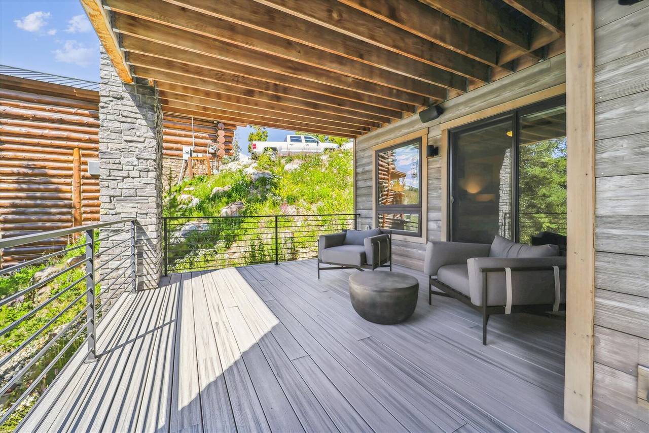 Deck - Golden Fox House - Breckenridge Vacation Rental Deck - Golden Fox House - Breckenridge Vacation Rental