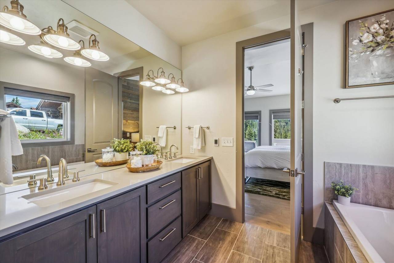 Bathroom - Golden Fox House - Breckenridge Vacation Rental Bathroom - Golden Fox House - Breckenridge Vacation Rental